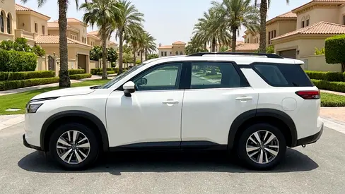 2024 Nissan PATHFINDER photo 3
