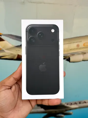 Iphone 18 pro 256GB physical sim Black