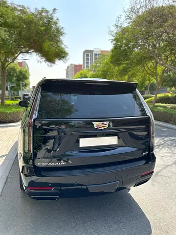 2025 Cadillac ESCALADE — фото 4