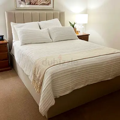 New beige colour 180*200 king size elegant beautiful Bed