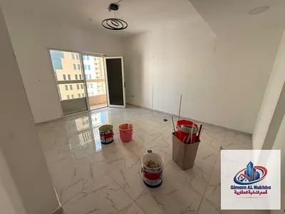 غرفتين وصالة فاخرة في المجاز | موقف وجيم ومسبح مجانًا | أمام الحديقة والكرنيش