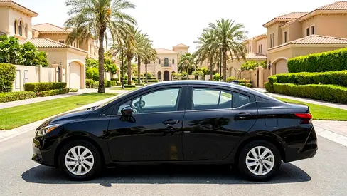 2024 Nissan SUNNY photo 3