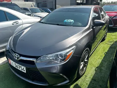 2015 Toyota Camry GLE - American Specs | Well Maintained, GCC Ready