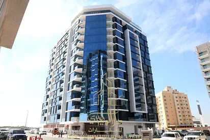 POSH BUILDING 2 B/R AVAIALBLE IN NAD AL HAMAR GYM/POOL/GARDEN