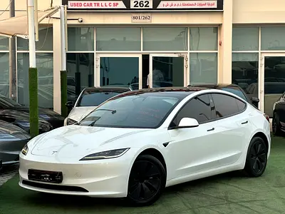 2025 Tesla Model 3 Long Range GCC Specs