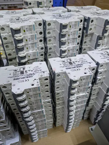 Bulk stock of miniature circuit breakers (MCBs) - new/unused lot