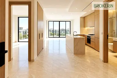 UPSCALE LIVING | PRIME AREA | SPACIOUS & BRIGHT