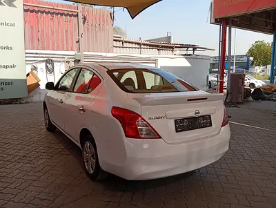 2014 Nissan SUNNY photo 6