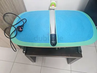 Used whole-body vibration plate exercise machine - compact model