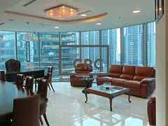 Mid Floor | Furnished | 1 Parking Space
