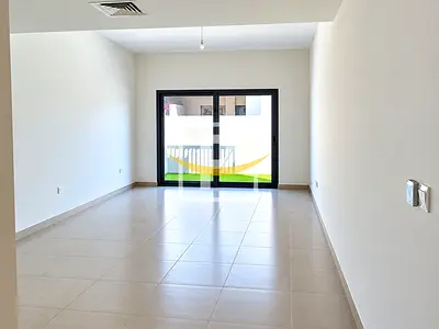 Hot Deal | Spacious and Bright