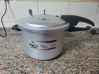 Pressure cooker