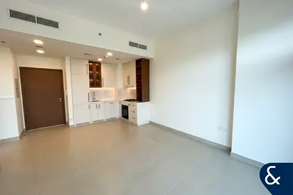 Low Floor | Spacious | Boulevard View