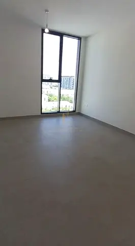 🔥 فرصة استثمارية مميزة في الجادة – الشارقة 🔥