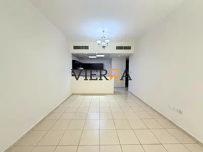واسعة | مع غرفة غسيل/مخزن | جاهزة للسكن