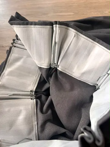 Dark grey curtain panels with hooks and rails — good condition (W800 - H310)