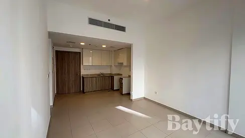 FURNISHED | TOWN SQUARE | UNA APARTMENTS
