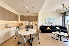 Modern Furnishing| Pool View| Vacant Now