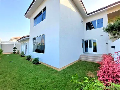 Extravagant Villa | Fully Refurbished | Shared Pool