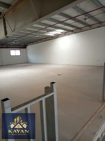 Two warehouses 13,300 sq.ft in Umm Al Thoub, 65 kW, AED 30/sq.ft, direct from owner.