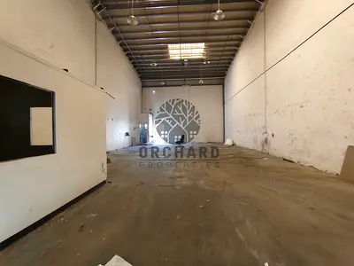 Good location warehouse 2200 sqft with 22kw power rent 130k