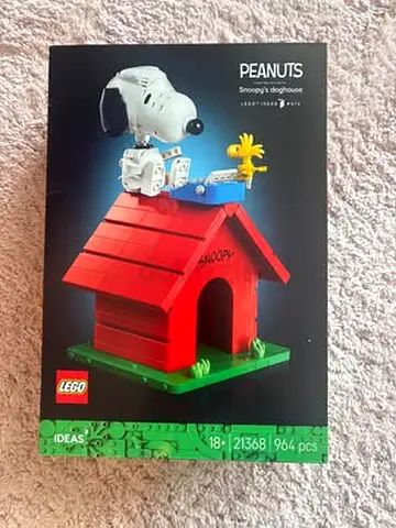 BRAND NEW LEGO 21368 IDEAS PEANUTS: SNOOPY’S DOGHOUSE