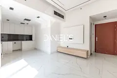Upgraded 1 Bedroom | Large Terrace | Top Floor