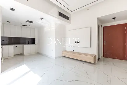 Upgraded 1 Bedroom | Large Terrace | Top Floor