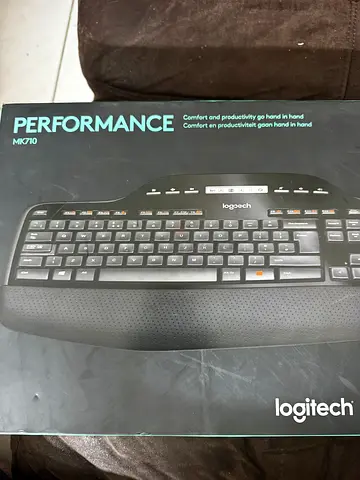 Logitech Performance MK710 Wireless Keyboard with Palm Rest