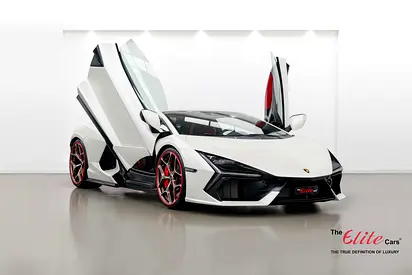 2024 LAMBORGHINI REVUELTO / GCC / CARBON FIBER / PASSENGER DISPLAY / WARRANTY