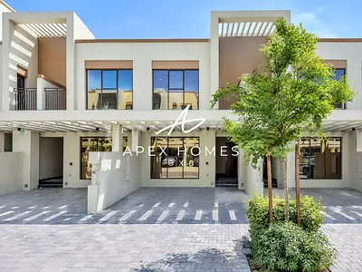 VACANT | MULTIPLE CHQ | CONTEMPORARY DESIGN