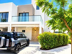 SPACIOUS 5-BEDROOM VILLA | DAMAC HILLS |
