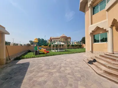 اكبر فيلا 5BHK مسبح وحديقة خاصة غرفة خادمه خزائن