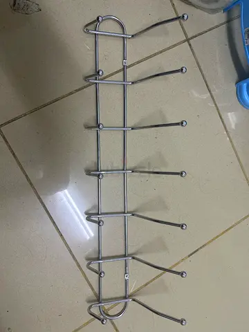 Wall-mounted metal coat rack with 8 hooks - silver