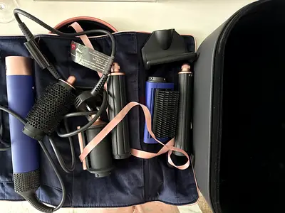 Dyson Airwrap Complete set - multiple attachments, gently used