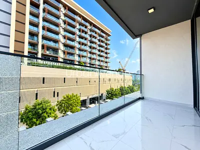 Furnished | Vacant Oct 20 | Spacious Layout