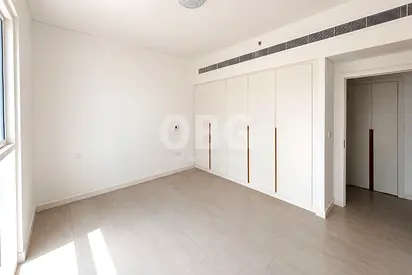 On High Floor | Panoramic Sea Views | Vacant