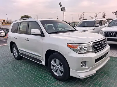 2013 Toyota Land Cruiser GXR GCC Specs