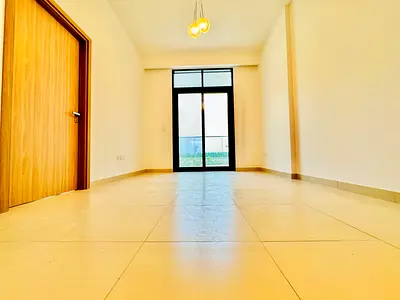 Amazing Huge 1/BR // Open View // Ready to Move // All Amenities