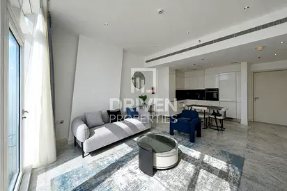 Prime Location | Ideal Unit | Canal Views