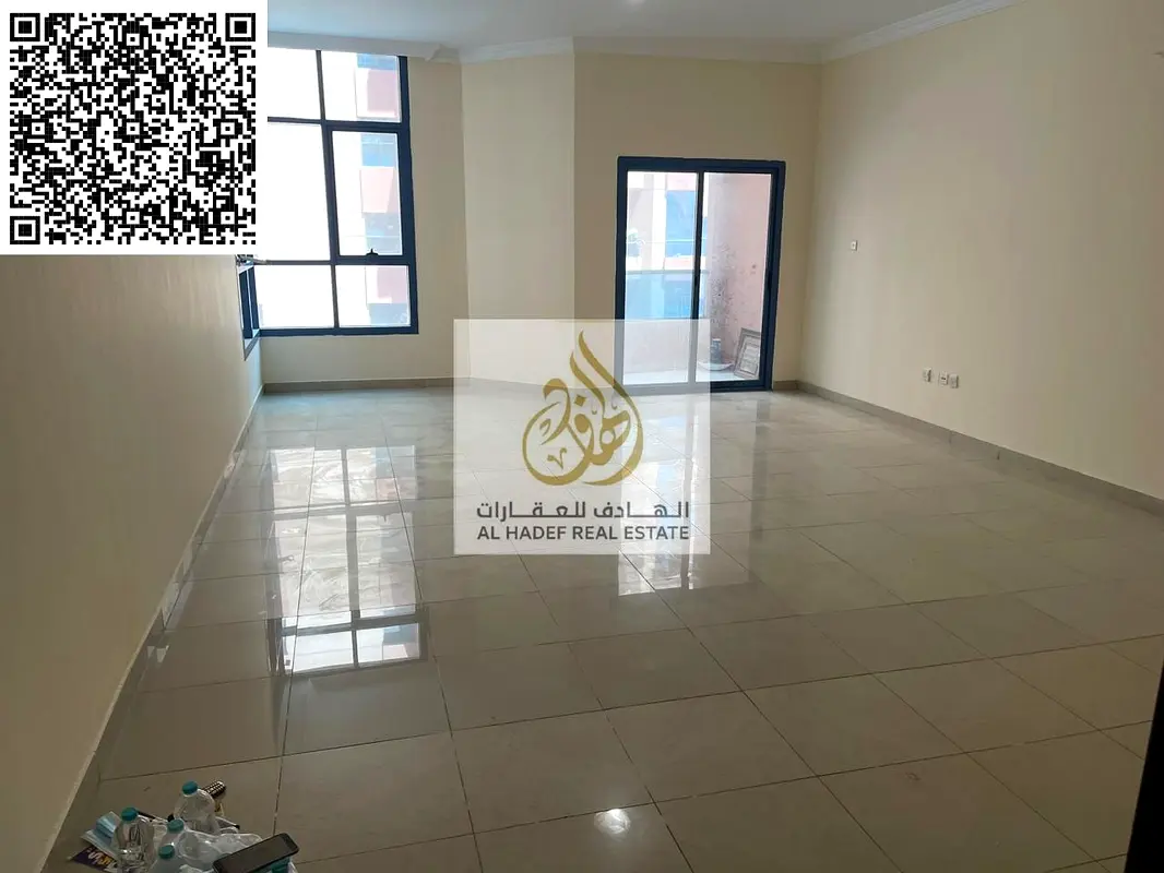 للإيجار السنوي  3غرف وصاله من اكبر المساحات بعجمان 2700 قدم غرفه خادمه صاله منعزله 4حمام في ابراج النعيميه  بسعر 50 الف 4 دفعات  تامين شيكرررررررررررر