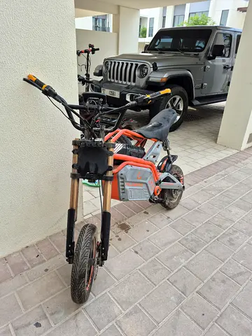 Used electric scooter/moped - runs, needs mild repair