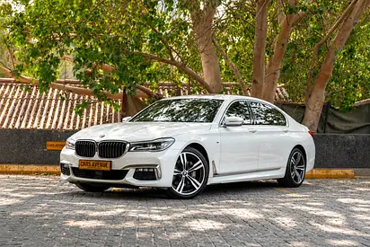 AED 2,180 PM | 1 YEAR WARRANTY | BMW 740Li LUXURY | GCC SPECS | FULL OPTION