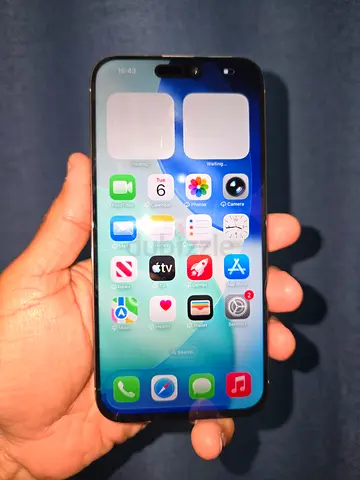 Iphone 15 pro Max Box LLA Dual Esim 256Gb Storage condition 10/9.5 battery health 84% Display MSG