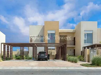 Single Row | Next to Pool | Well Priced