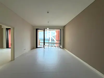 Modern 1BR Apartment | Full Canal View | Prime Investment