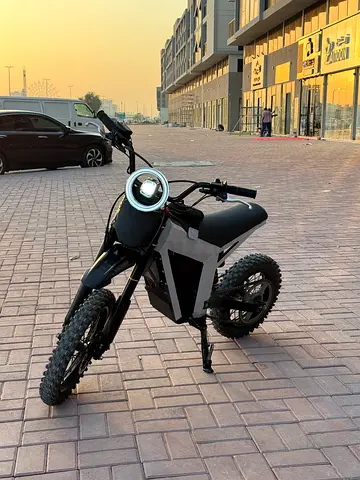 Kugoo Wish 01 White wrap MODDED 2025 model