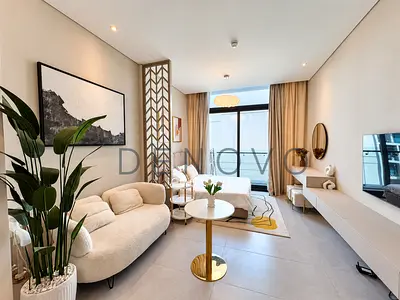 Higher Floor | Pool View | Vacant