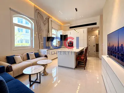 Converted 2BR Apartment | Claverton House 2 | Balcony & Park View