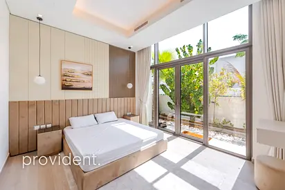 Bright & Airy Furnished Villa with Outdoor Lounge